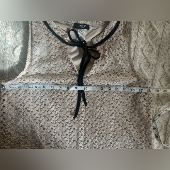 Onyx Apparel Polyester Stand Out Sleeveless Top Women's sz Medium - Picture 12 of 15